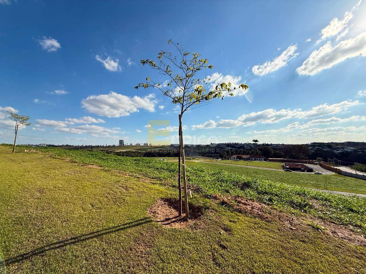 Terreno em Condomínio à venda no Condomínio Alphaville Dom Pedro Zero em Campinas/SP: 