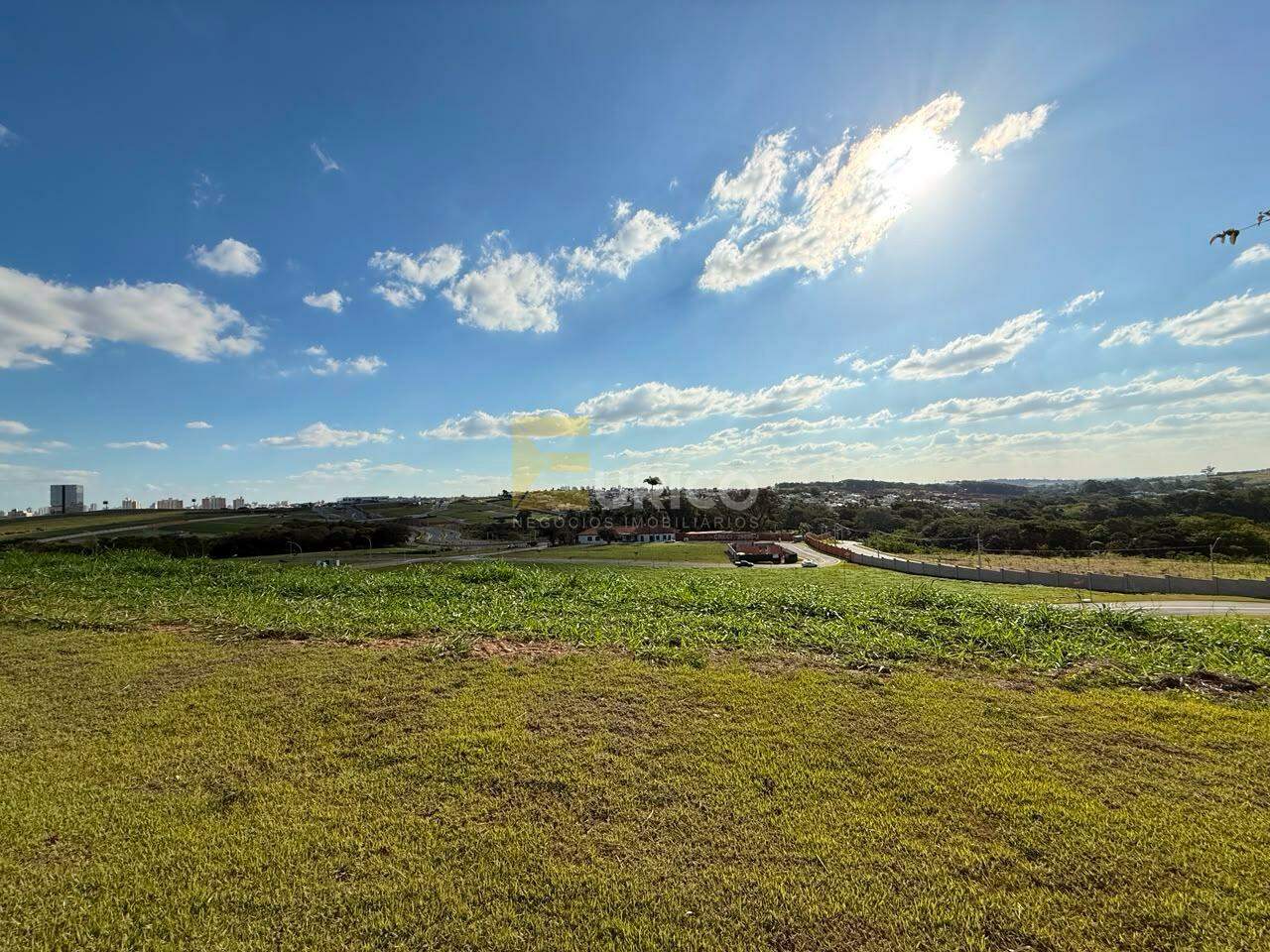 Terreno em Condomínio à venda no Condomínio Alphaville Dom Pedro Zero em Campinas/SP: 
