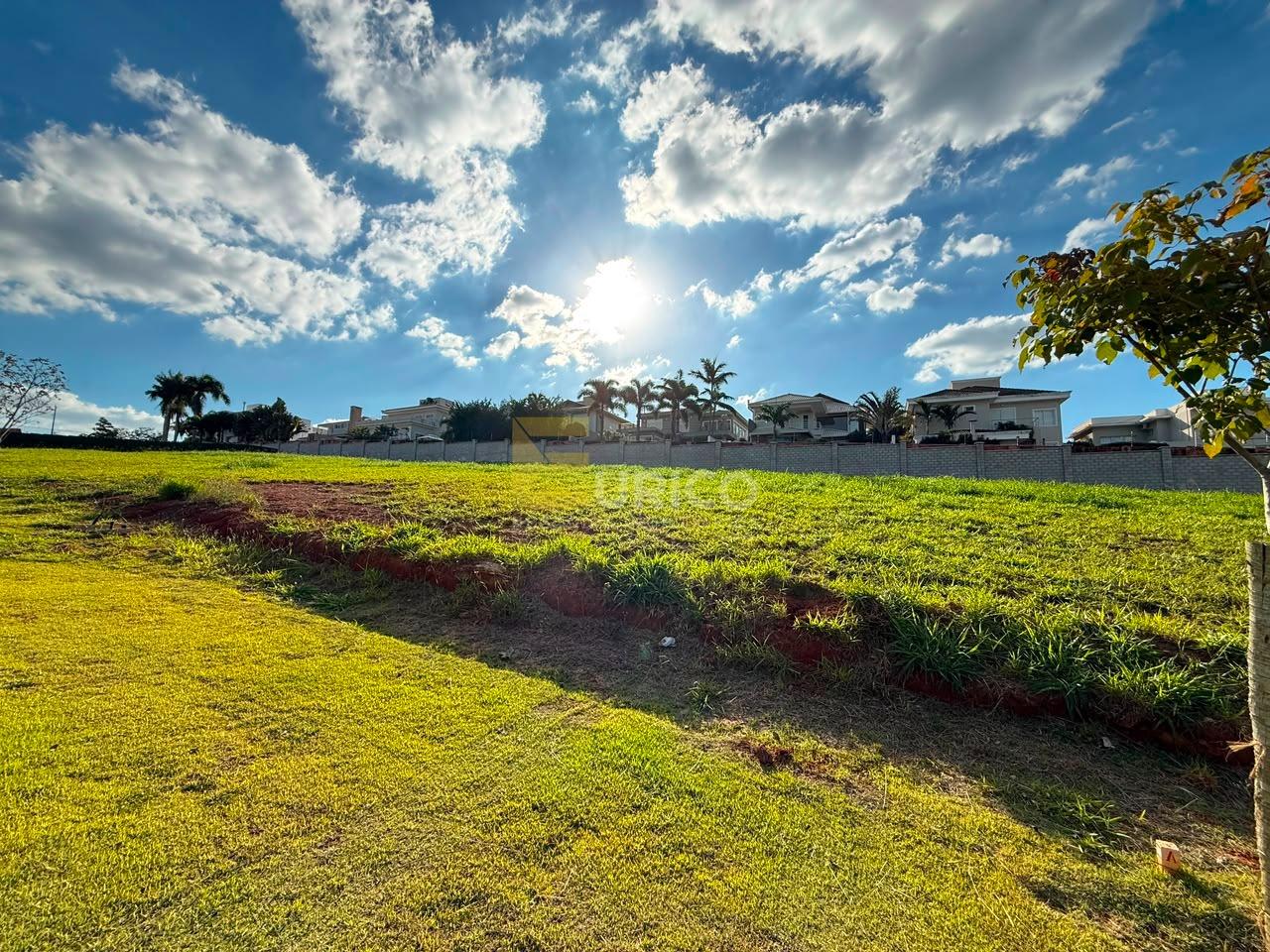 Terreno em Condomínio à venda no Condomínio Alphaville Dom Pedro Zero em Campinas/SP: 