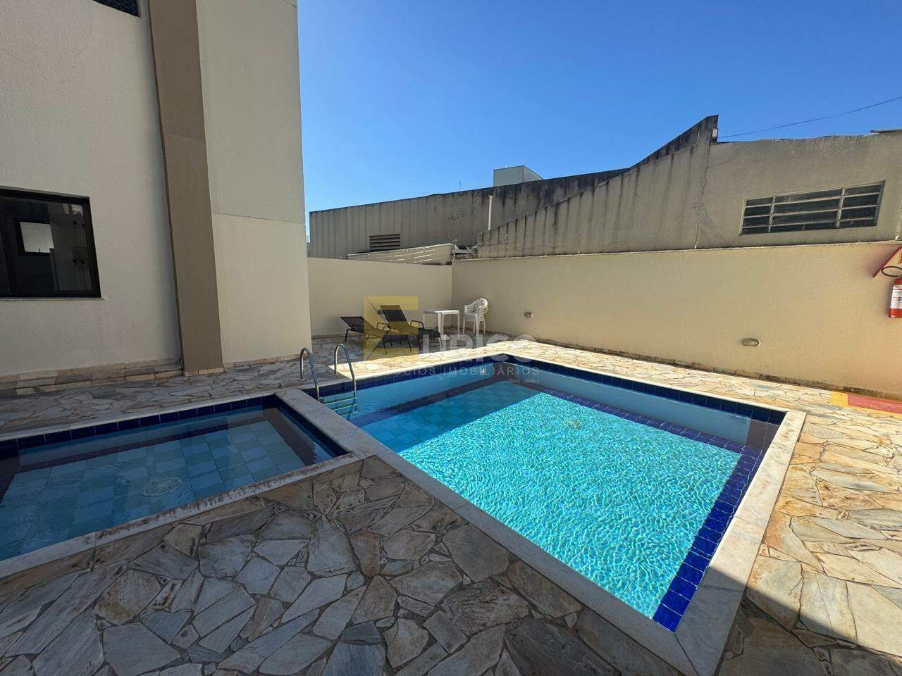Apartamento à venda no Condomínio Edifício Mantova em Valinhos/SP: 