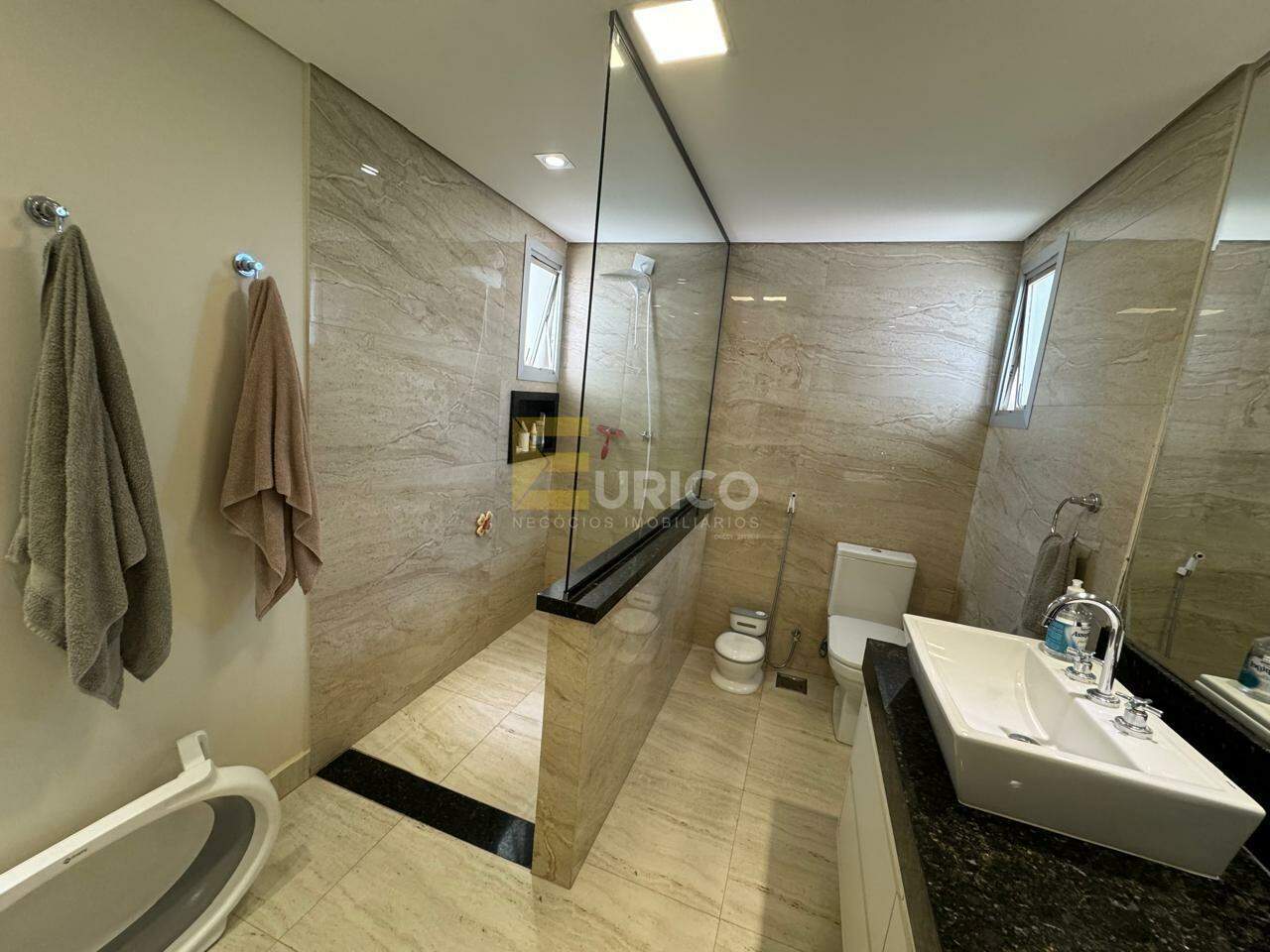 Apartamento à venda no Condomínio Residencial Portal do Quiririm em Valinhos/SP: 
