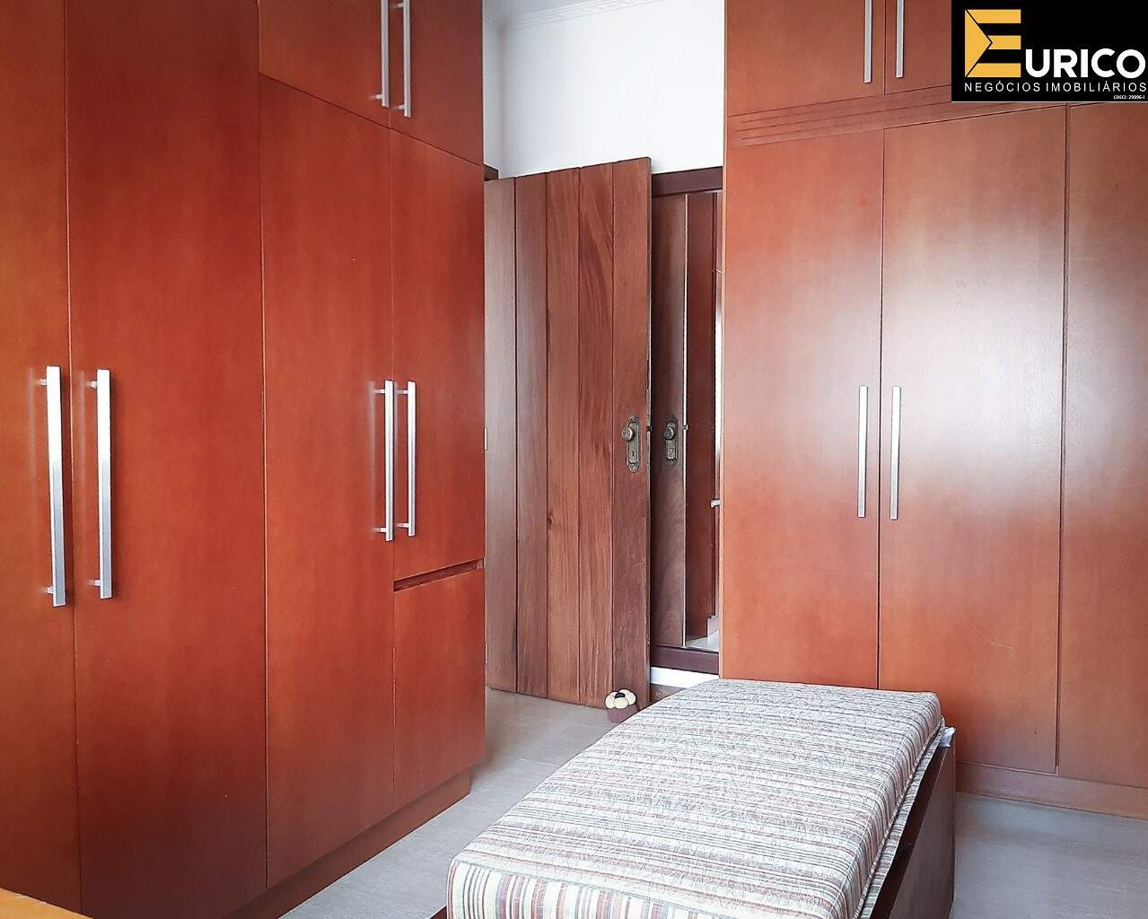 Casa para aluguel no Jardim Itália em Vinhedo/SP: Quarto