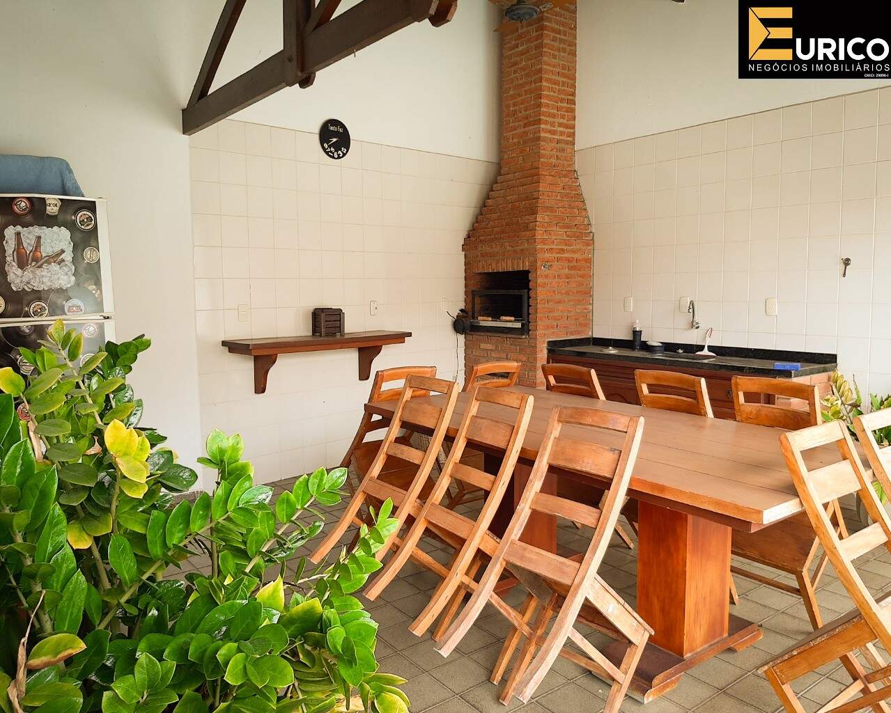 Casa para aluguel no Jardim Itália em Vinhedo/SP: Churrasqueira