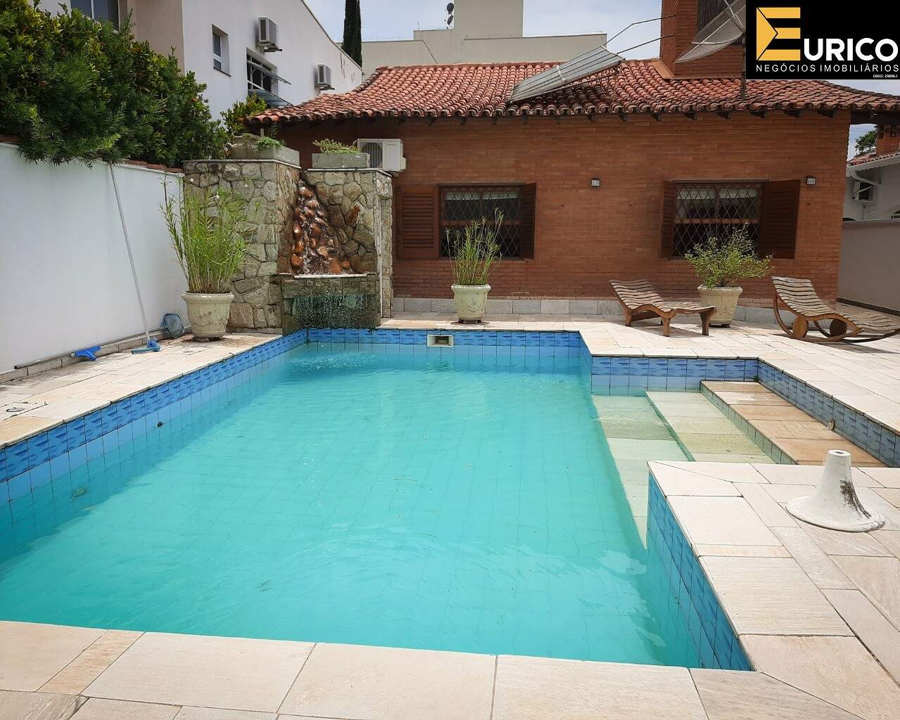 Casa para aluguel no Jardim Itália em Vinhedo/SP: Piscina