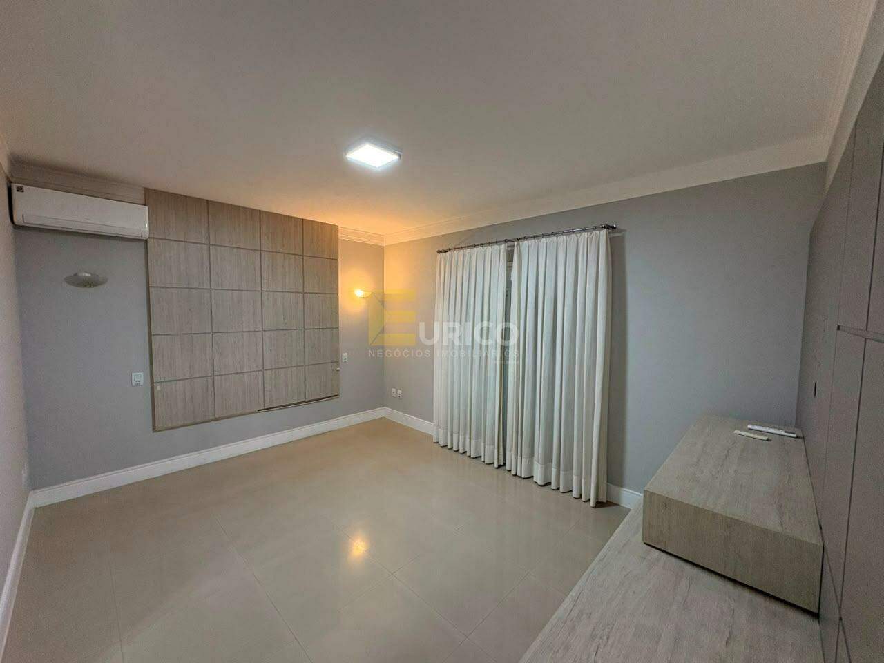 Casa em condomínio para aluguel no Cachoeira em Vinhedo/SP: SUÍTE PRINCIPAL