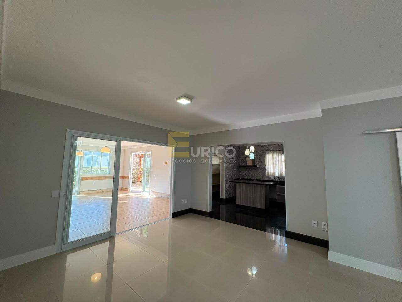 Casa em condomínio para aluguel no Cachoeira em Vinhedo/SP: SALA DE JANTAR