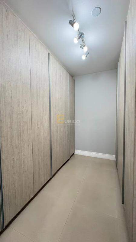 Casa em condomínio para aluguel no Cachoeira em Vinhedo/SP: CLOSET SUÍTE PRINCIPAL