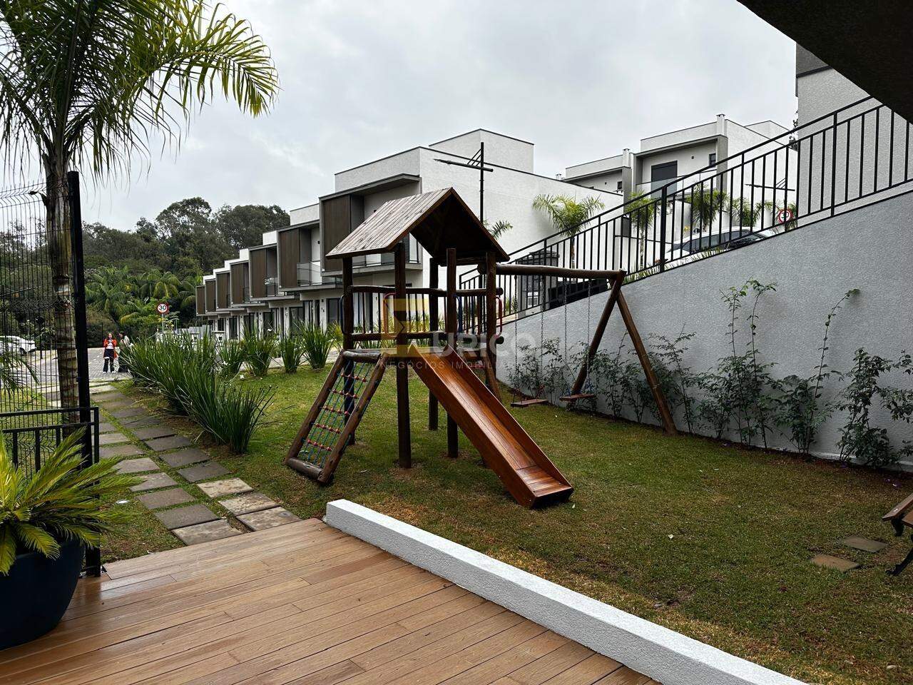 Casa em condomínio à venda no Condomínio Residencial Mont Blanc em Vinhedo/SP: 
