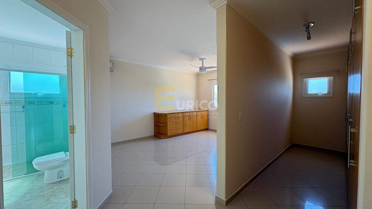Casa em condomínio para aluguel no Santa Rosa em Vinhedo/SP: Suíte principal