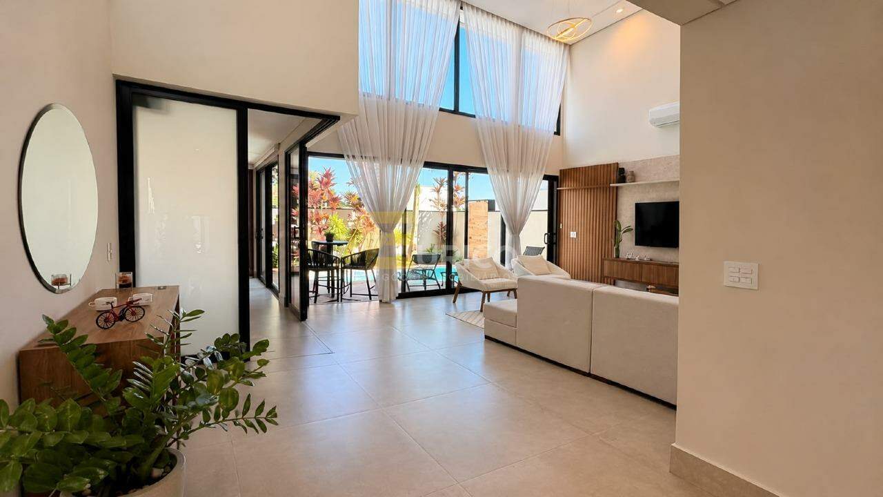 Casa em condomínio à venda no Condomínio Portal do Jequitibá em Valinhos/SP: 