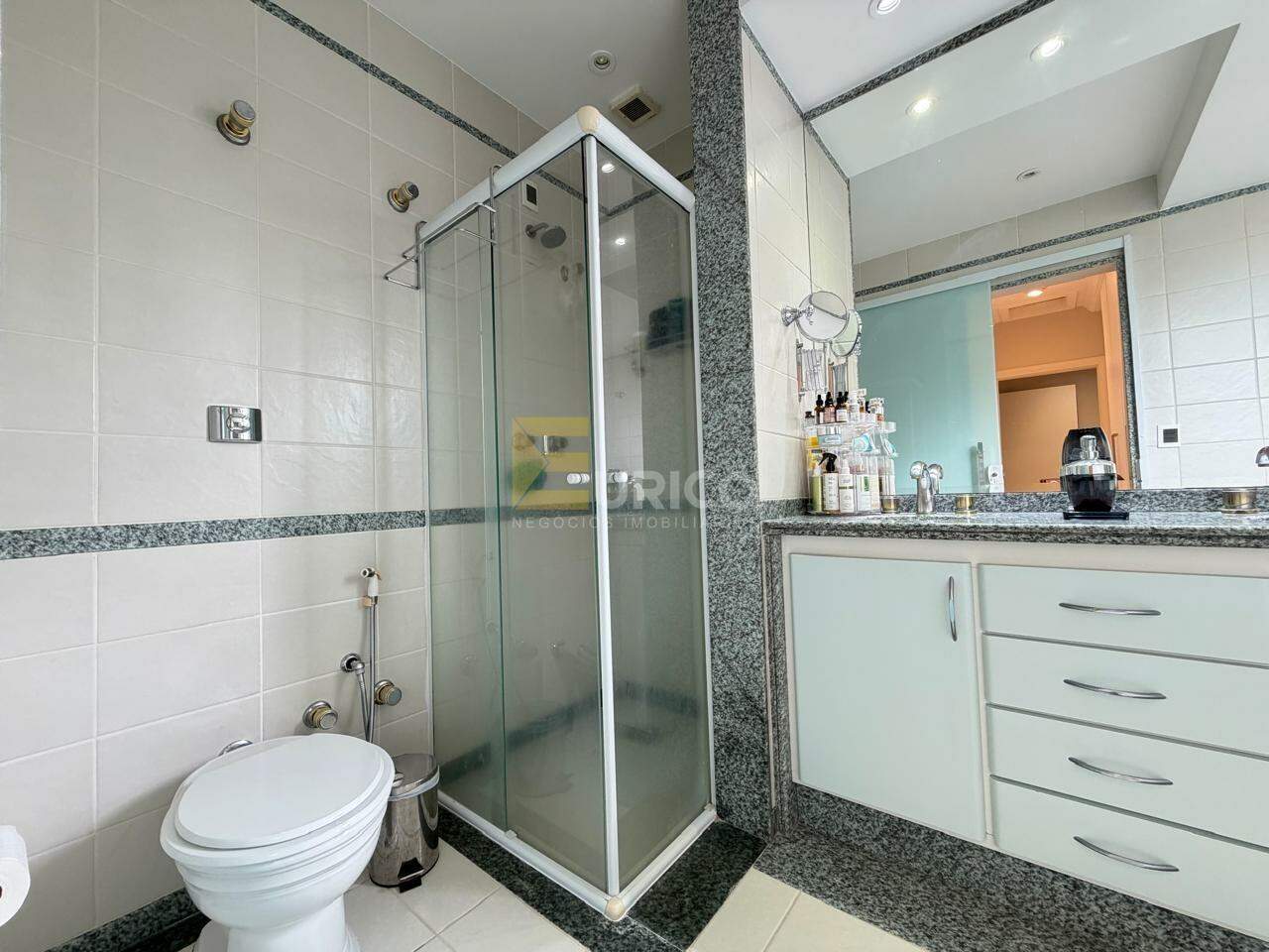 Casa em condomínio à venda no Condomínio Moinho de Vento em Valinhos/SP: 
