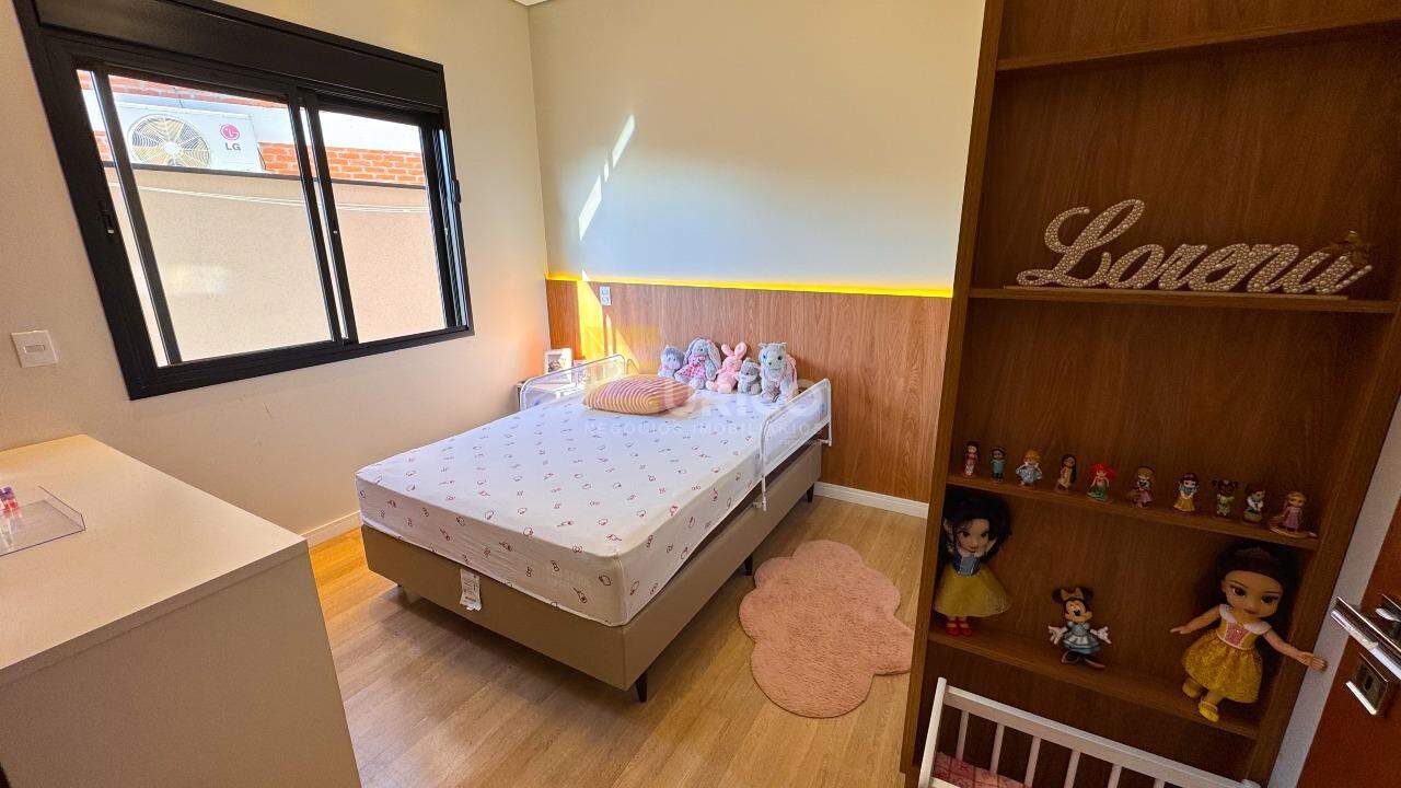 Casa em condomínio à venda no Condomínio Via Castelli em Louveira/SP: 