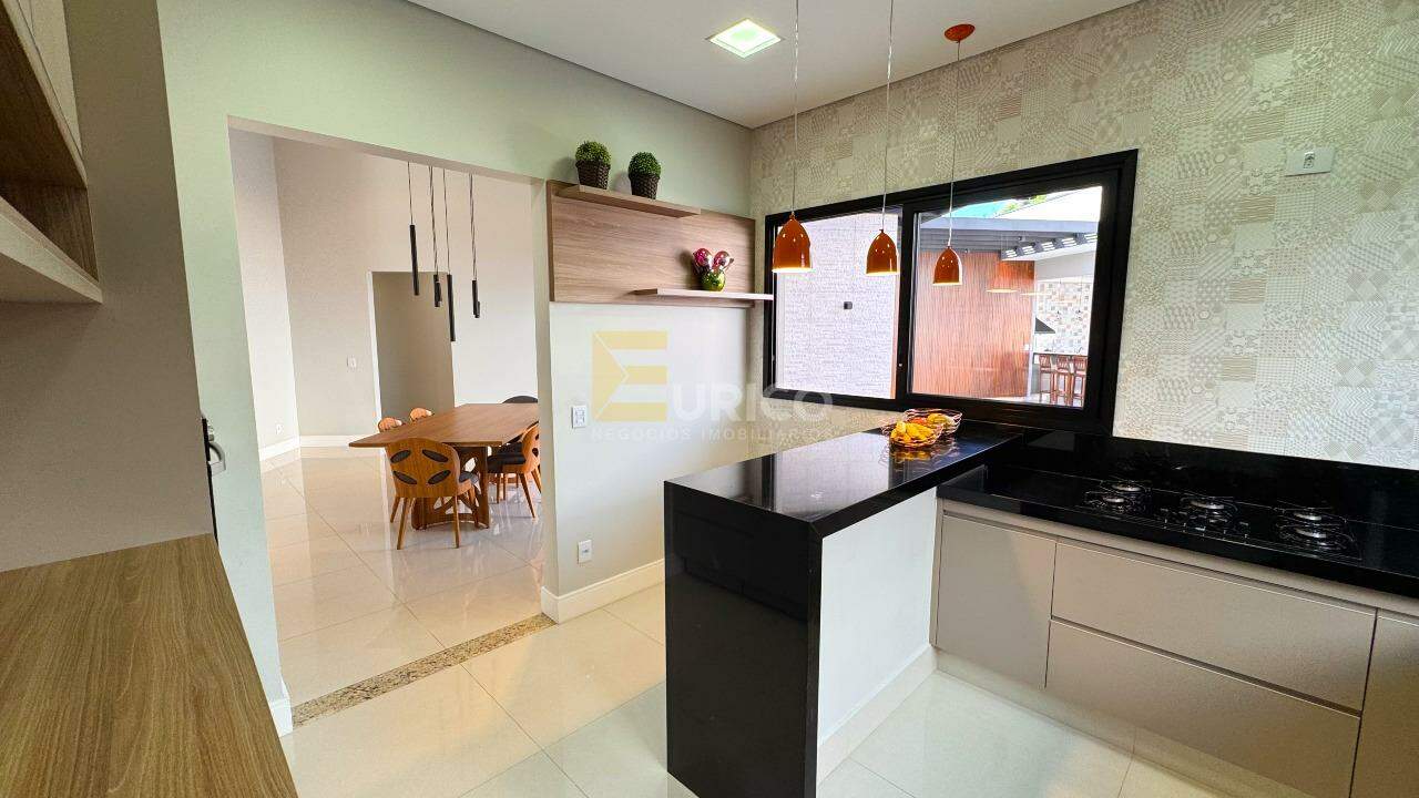 Casa em condomínio à venda no Condomínio Via Castelli em Louveira/SP: 
