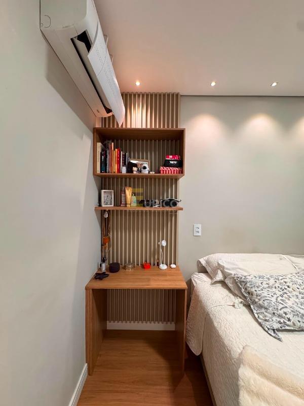 Apartamento à venda no VILA EMBARÉ em Valinhos/SP: Suíte 2