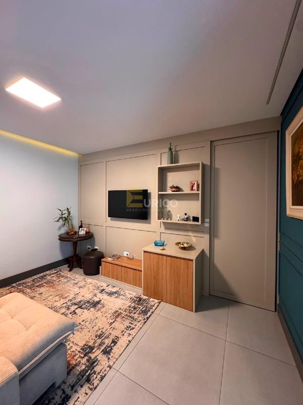 Apartamento à venda no VILA EMBARÉ em Valinhos/SP: Sala