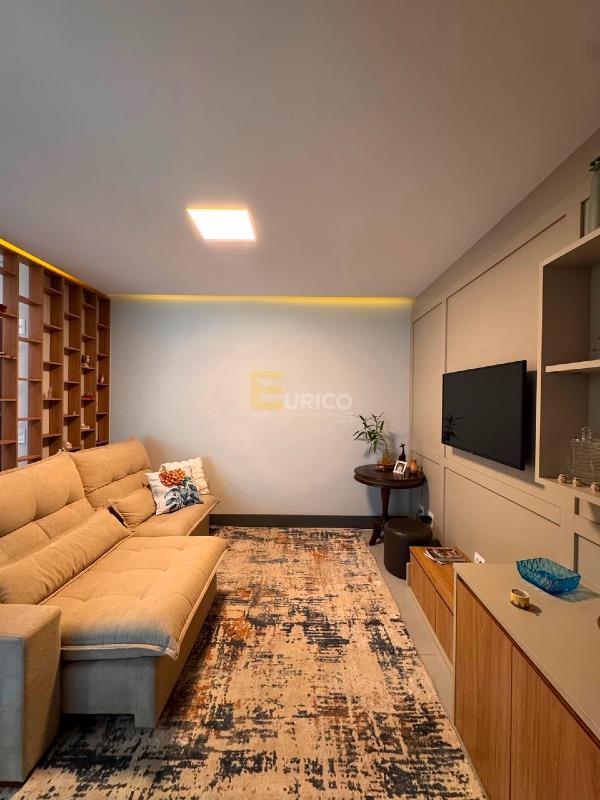Apartamento à venda no VILA EMBARÉ em Valinhos/SP: Sala