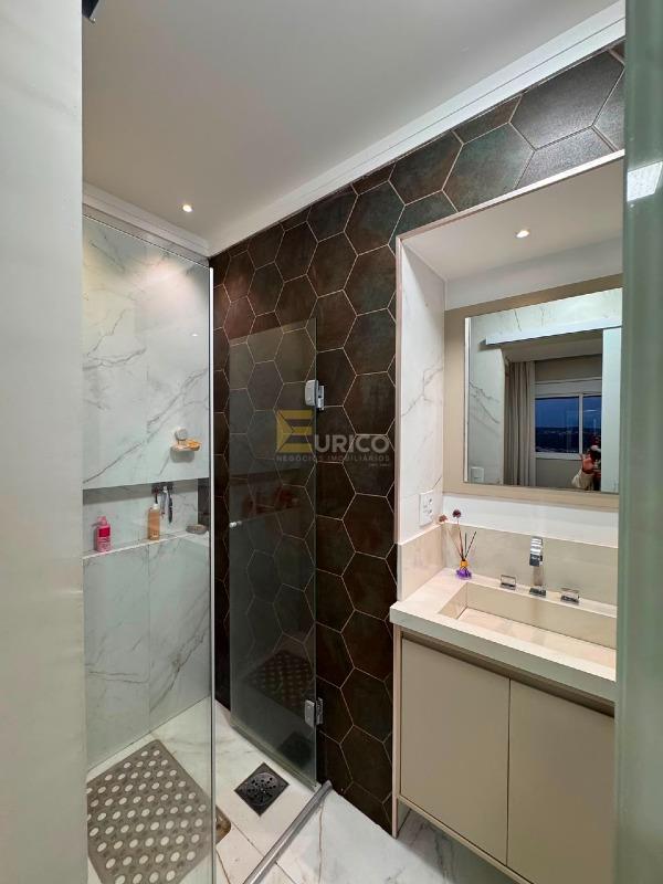 Apartamento à venda no VILA EMBARÉ em Valinhos/SP: Banheiro da Suíte 1