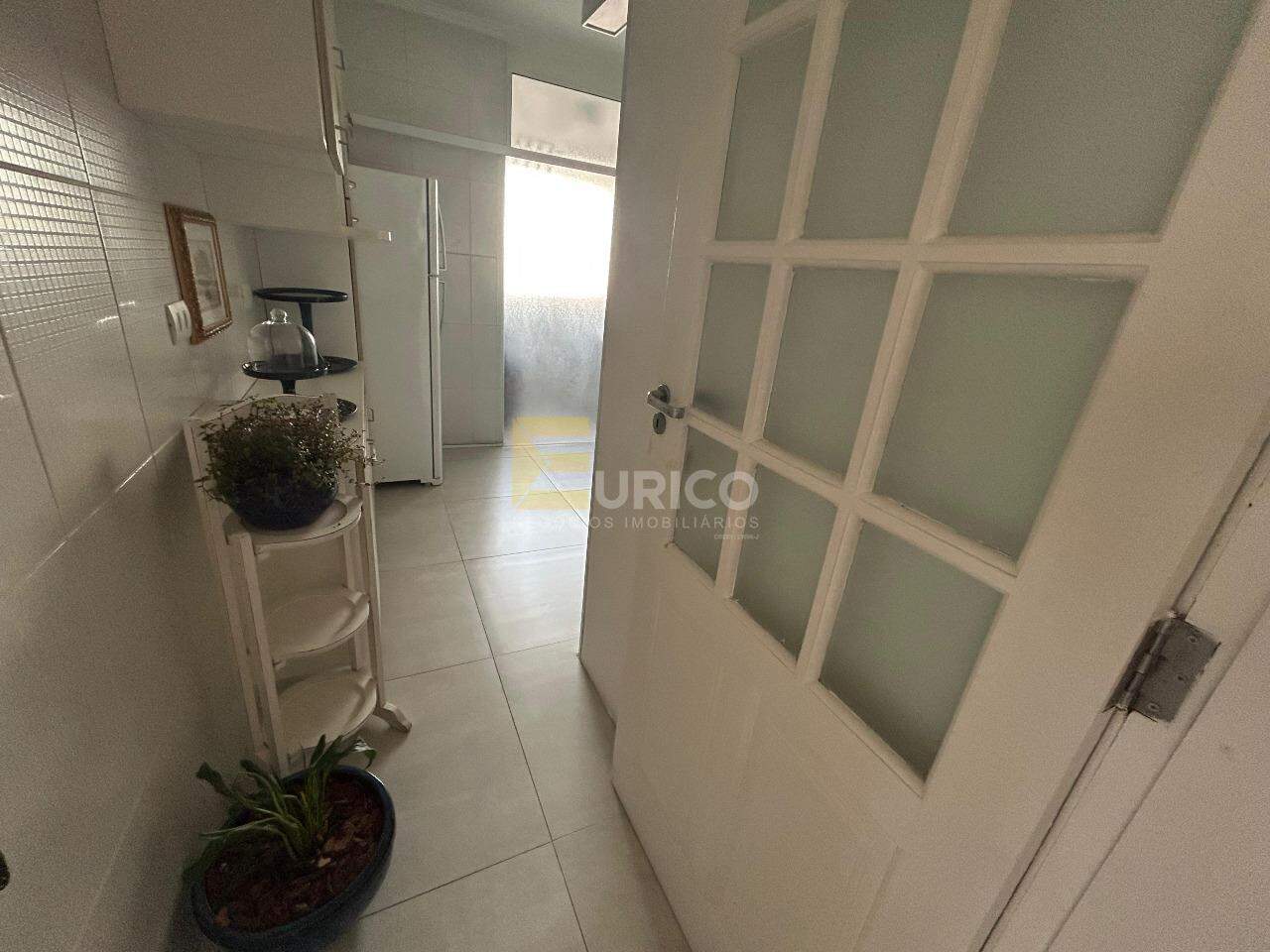 Apartamento à venda no Condomínio Edifício Ilha Di Capri em Valinhos/SP: