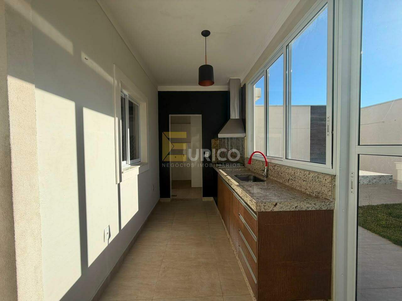 Casa em condomínio à venda no Condomínio Vila de São Lourenço em Valinhos/SP: