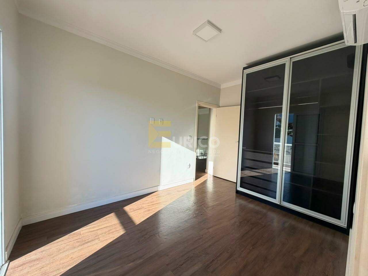 Casa em condomínio à venda no Condomínio Vila de São Lourenço em Valinhos/SP: