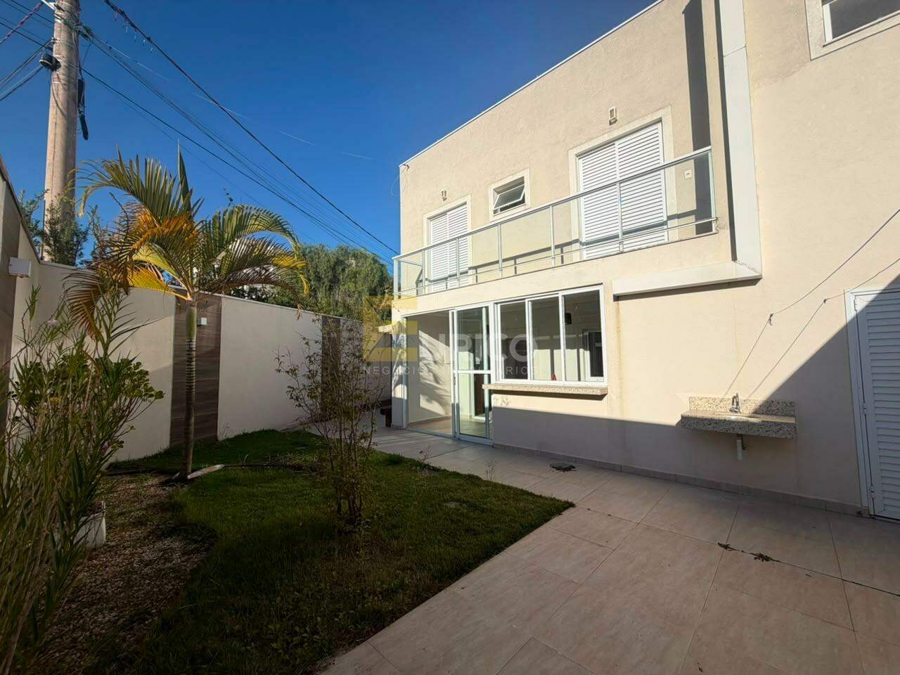 Casa em condomínio à venda no Condomínio Vila de São Lourenço em Valinhos/SP: