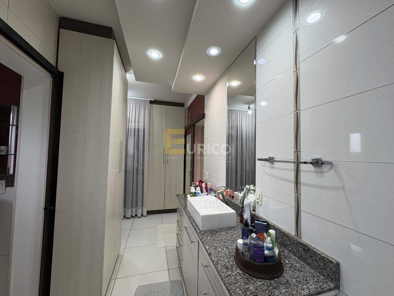 Casa em condomínio à venda no Santa Cândida em Vinhedo/SP: 