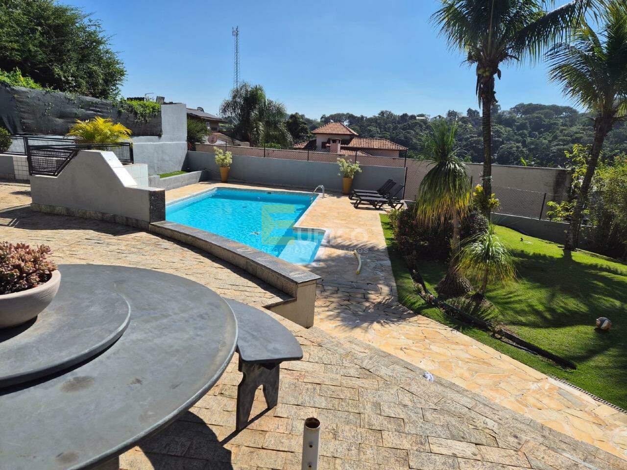 Casa em condomínio à venda no Santa Cândida em Vinhedo/SP: 