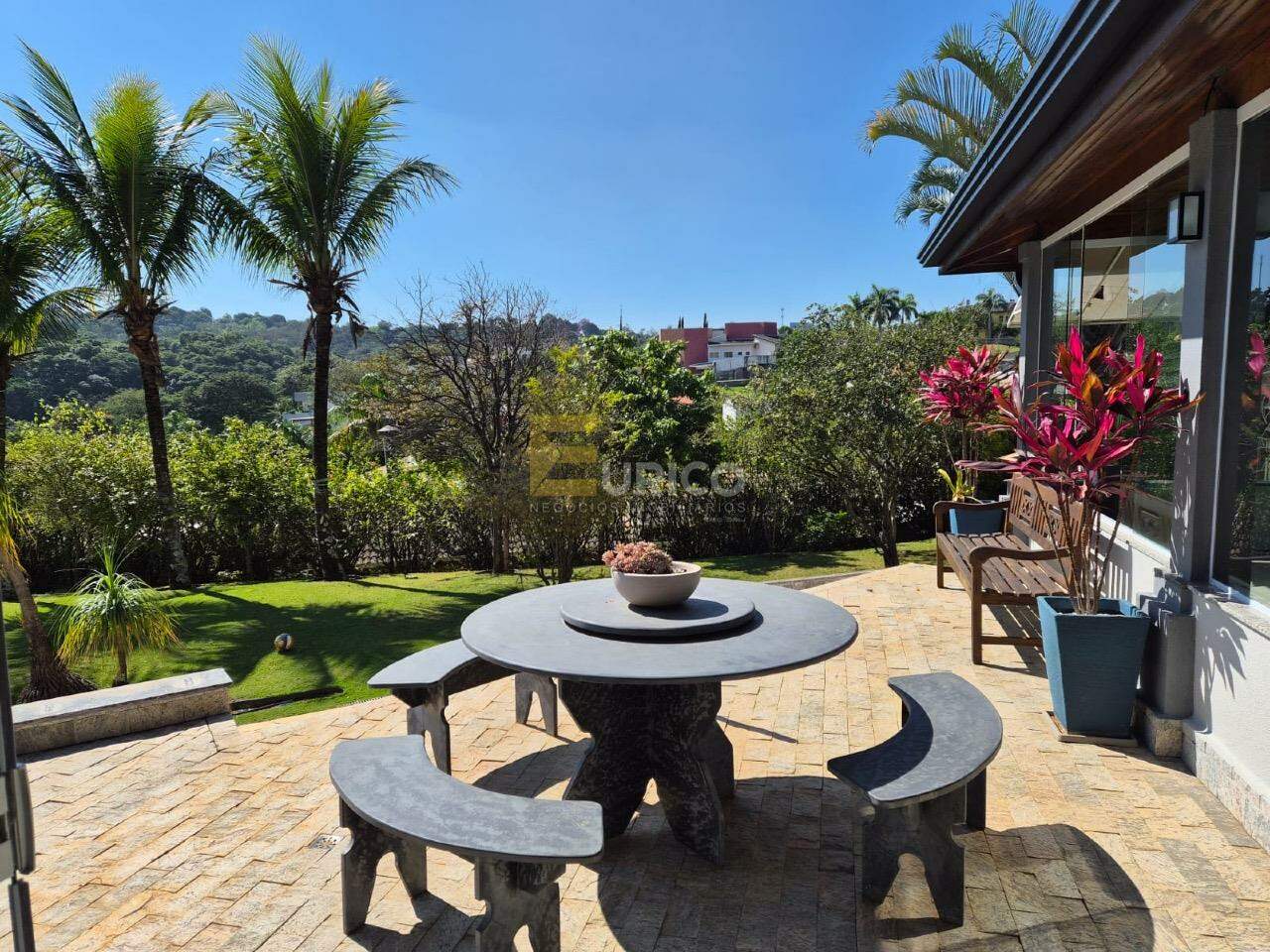 Casa em condomínio à venda no Santa Cândida em Vinhedo/SP: 