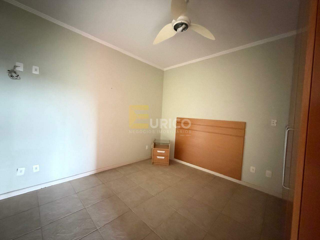 Casa em condomínio à venda no Condomínio Moinho de Vento em Valinhos/SP:
