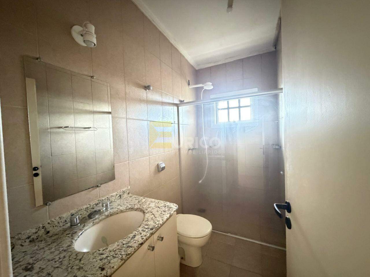 Casa em condomínio à venda no Condomínio Moinho de Vento em Valinhos/SP: