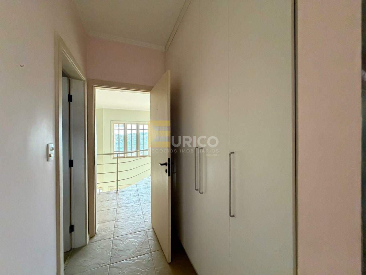 Casa em condomínio à venda no Condomínio Moinho de Vento em Valinhos/SP: