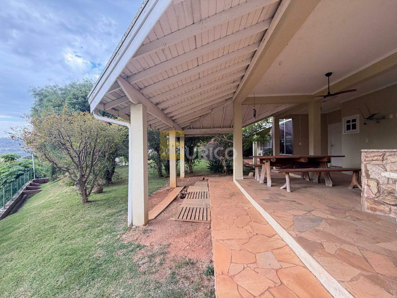 Casa em condomínio à venda no Condomínio Moinho de Vento em Valinhos/SP: