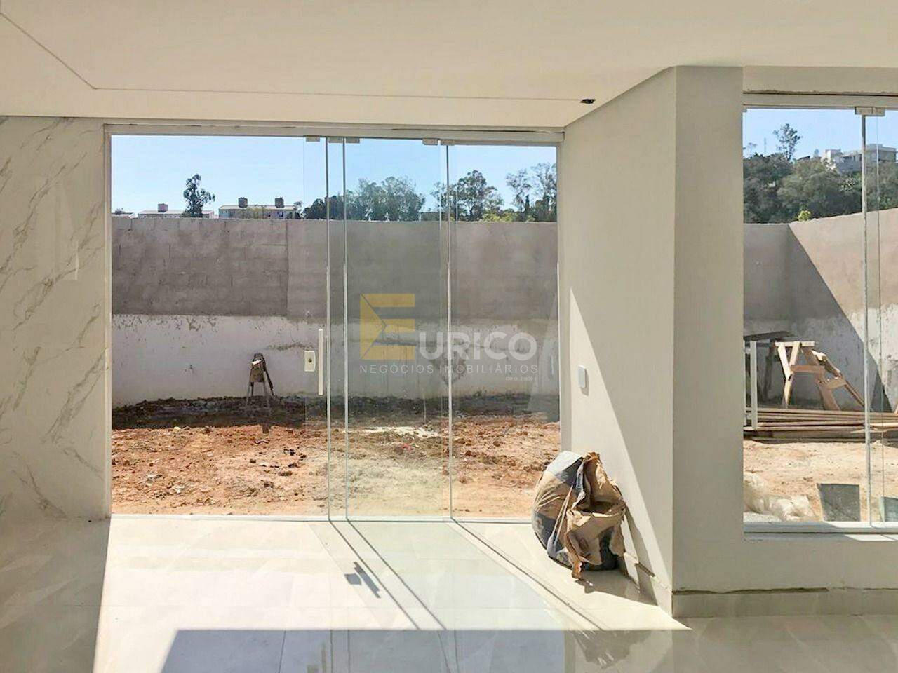 Casa em condomínio à venda no Condomínio Chacur em VÁRZEA PAULISTA/SP: