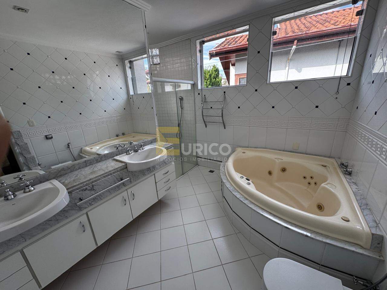Casa em condomínio à venda no Condomínio Reserva Colonial em Valinhos/SP: 