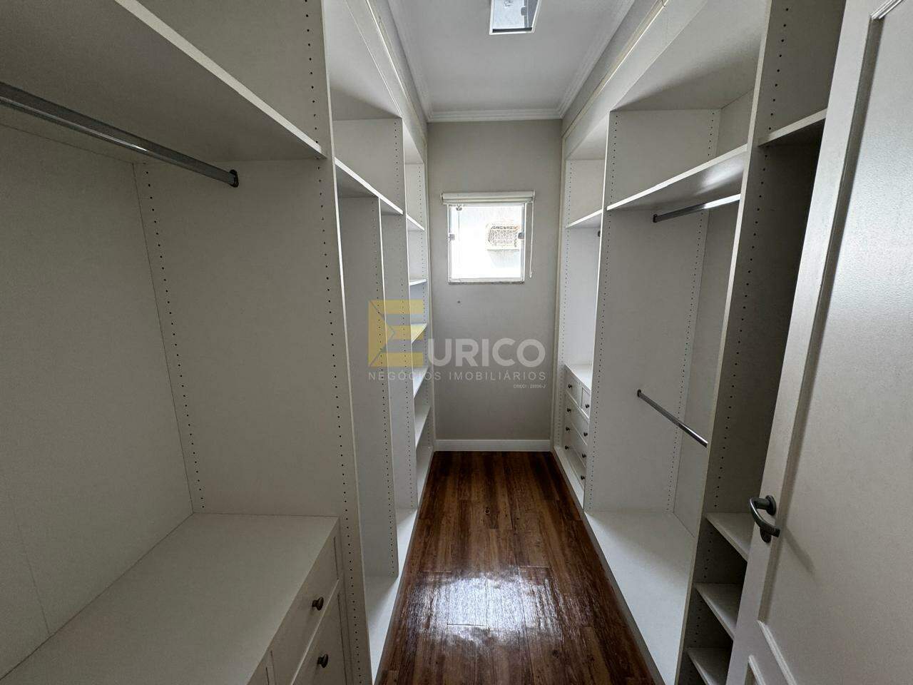 Casa em condomínio à venda no Condomínio Reserva Colonial em Valinhos/SP: 