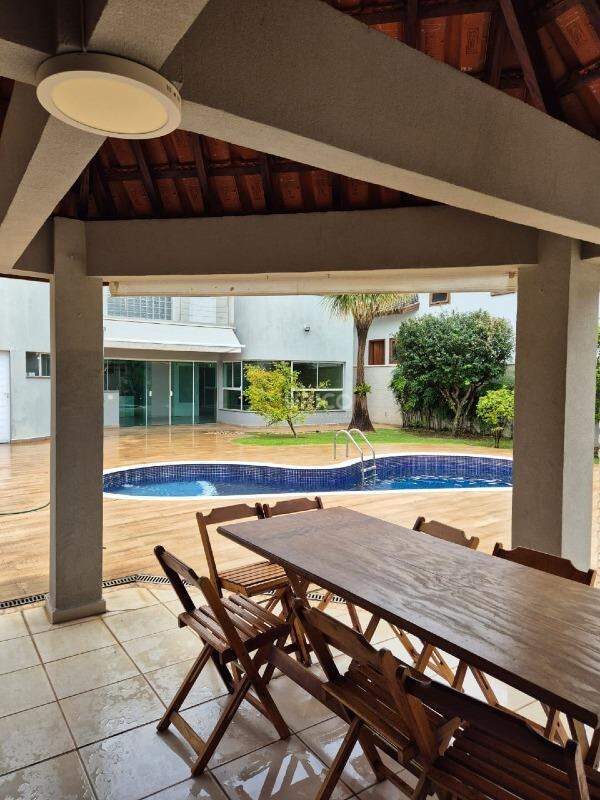 Casa em condomínio à venda no Condomínio Villaggio Capríccio em Louveira/SP: