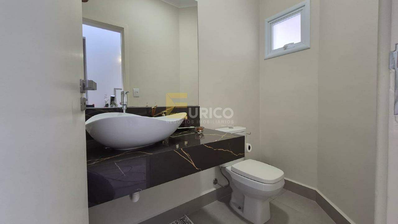 Casa em condomínio para aluguel no Condomínio Vista Alegre - Sede em Vinhedo/SP: