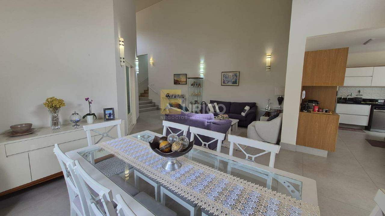 Casa em condomínio para aluguel no Condomínio Vista Alegre - Sede em Vinhedo/SP: