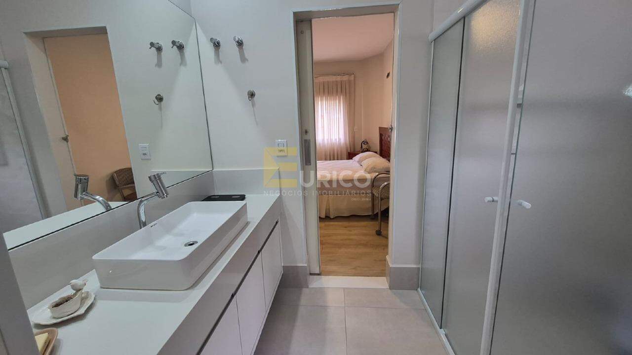 Casa em condomínio para aluguel no Condomínio Vista Alegre - Sede em Vinhedo/SP:
