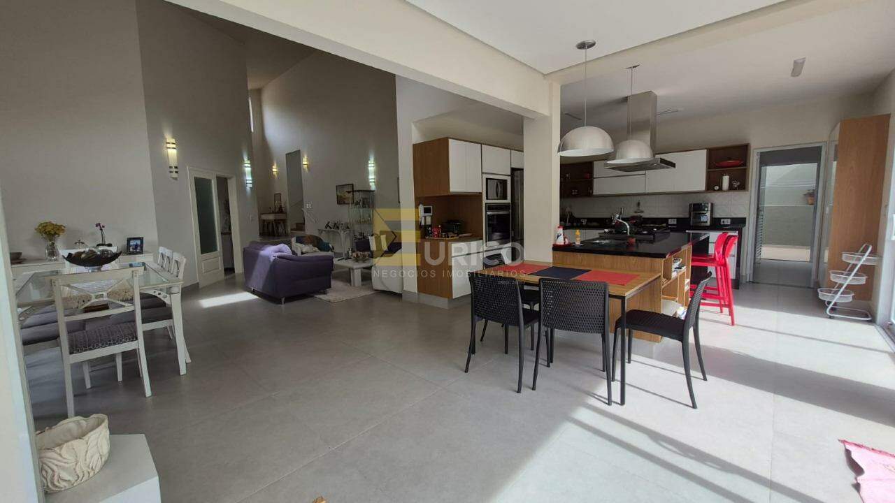 Casa em condomínio para aluguel no Condomínio Vista Alegre - Sede em Vinhedo/SP: