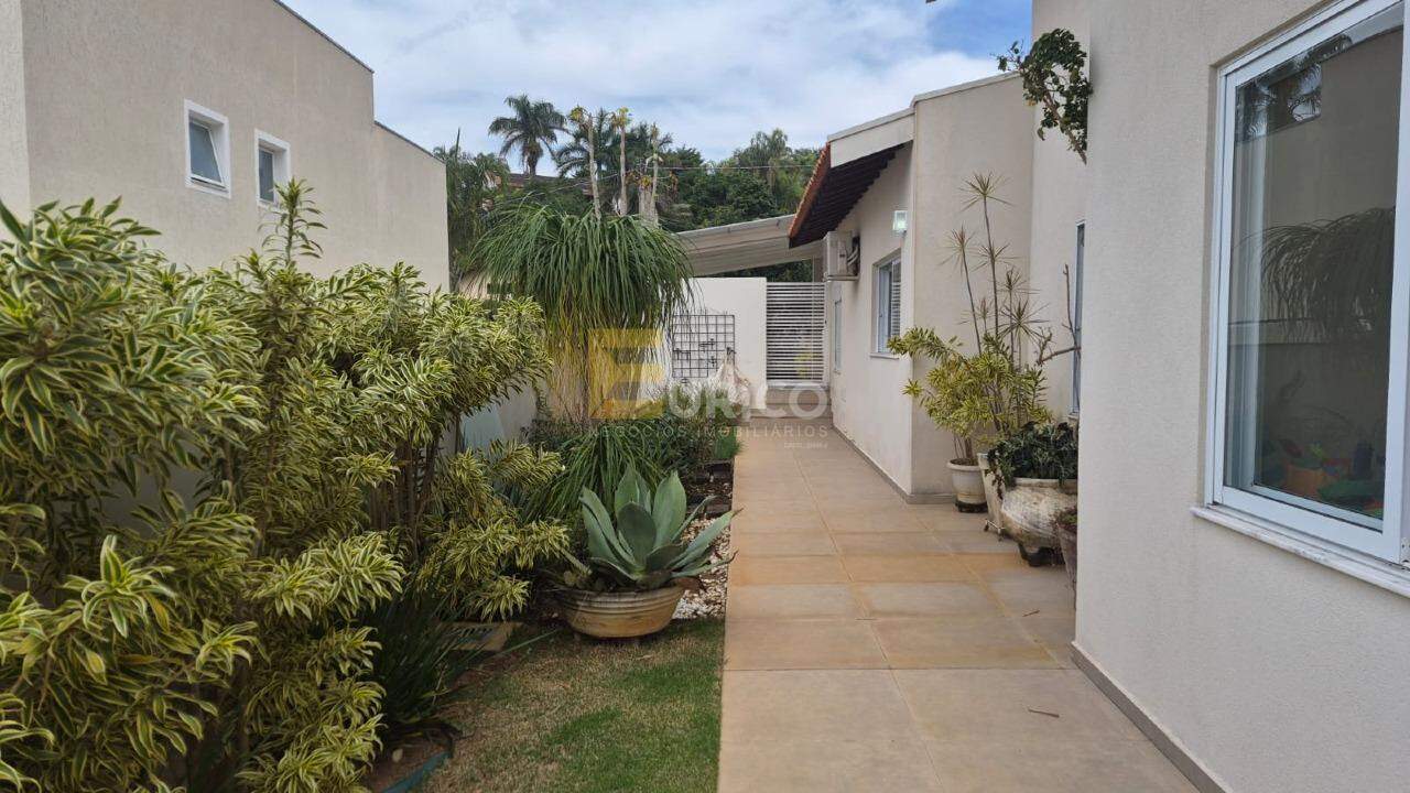 Casa em condomínio para aluguel no Condomínio Vista Alegre - Sede em Vinhedo/SP: