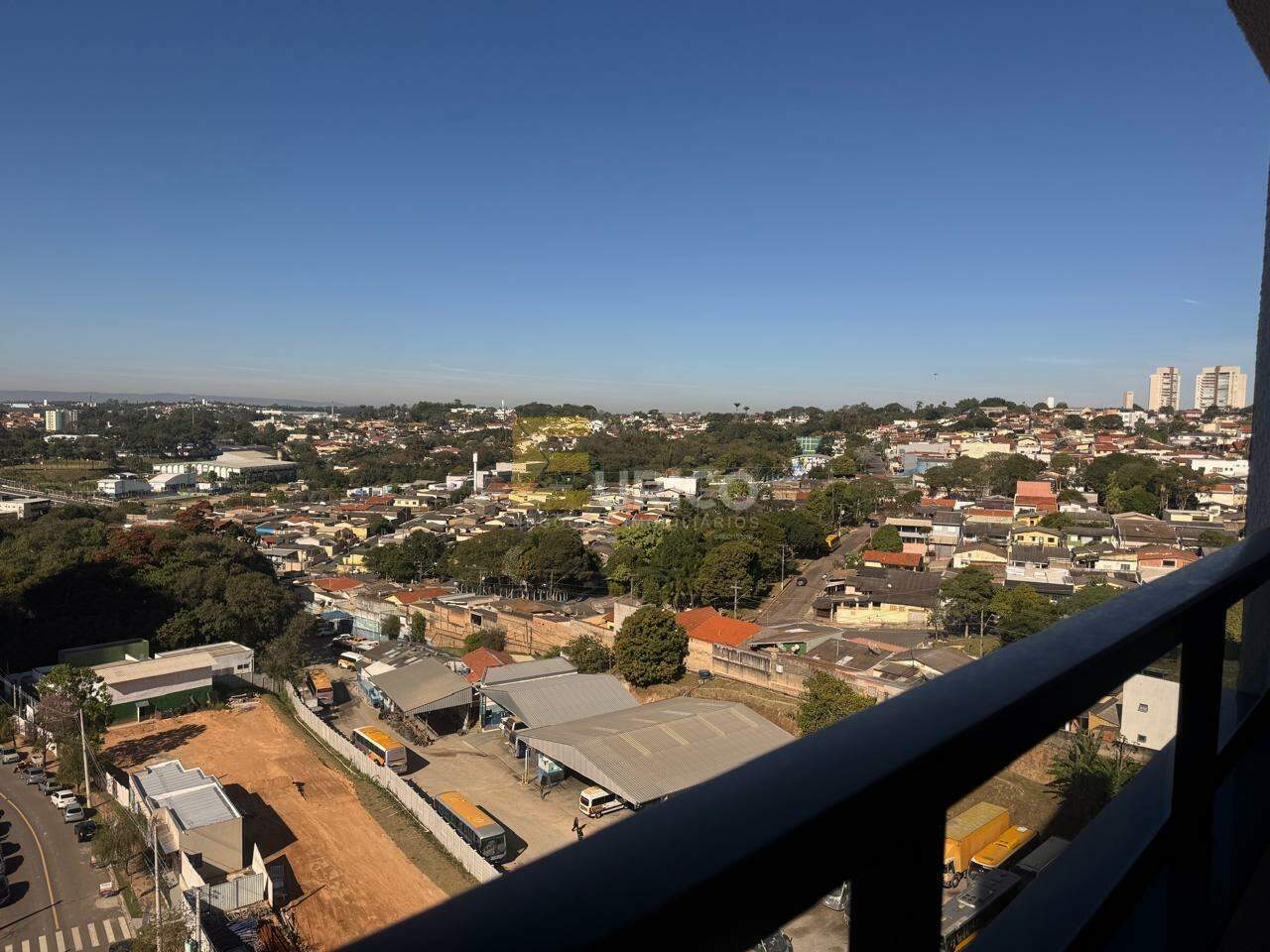 Apartamento à venda no Condomínio Poeme Residence em Valinhos/SP: 