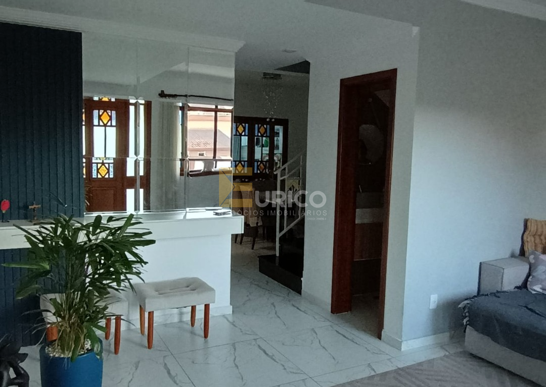Casa em condomínio à venda no Residencial das Acácias em Jundiaí/SP: