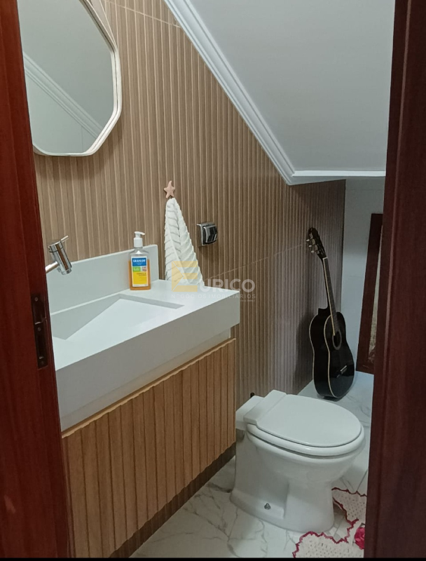 Casa em condomínio à venda no Residencial das Acácias em Jundiaí/SP: