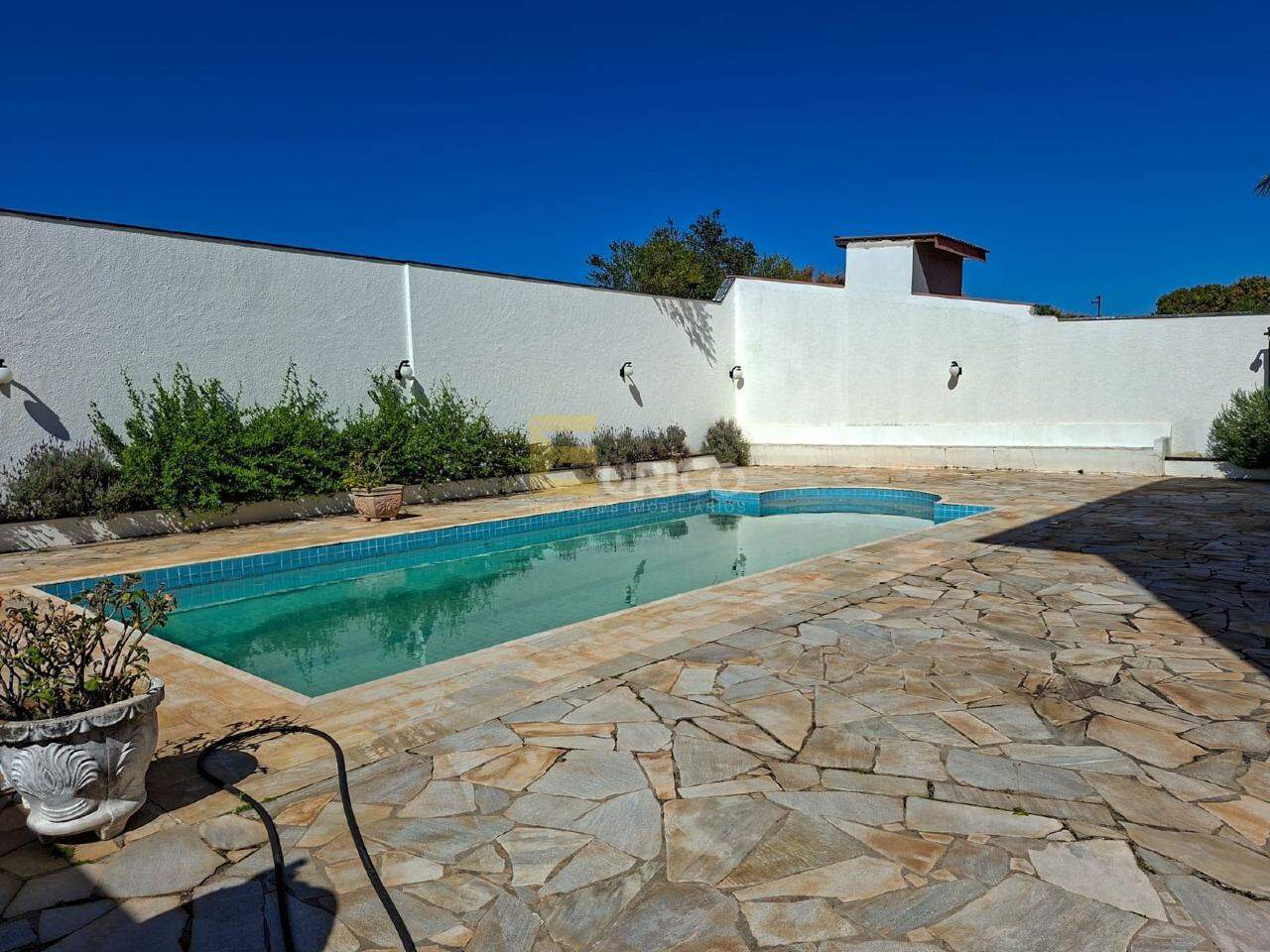 Casa em condomínio à venda no Condomínio Estância Marambaia em Vinhedo/SP: 