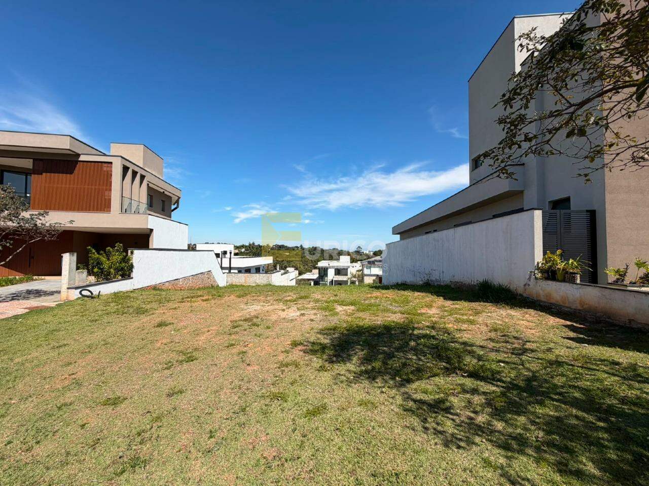 Terreno em Condomínio à venda no Condomínio Reserva do Itamaracá em Valinhos/SP: 