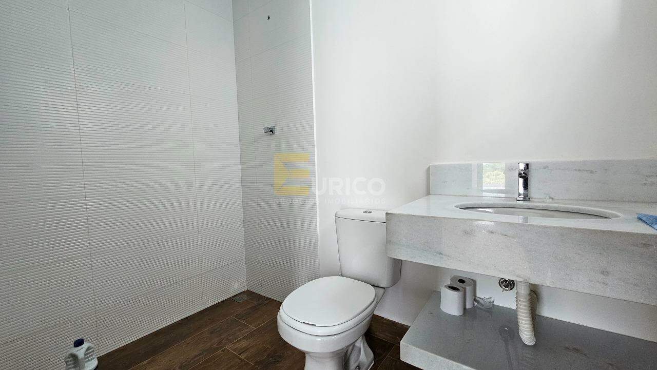 Casa em condomínio para aluguel no Condomínio Delle Stelle em Louveira/SP: Banheiro area externa