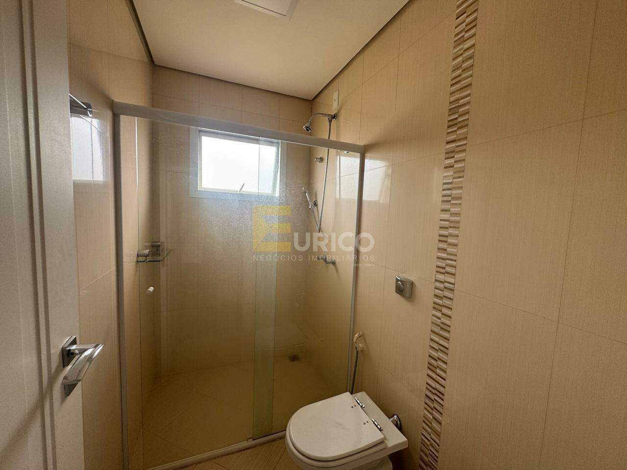Casa em condomínio à venda no Condomínio Bosque dos Cambarás em Valinhos/SP: