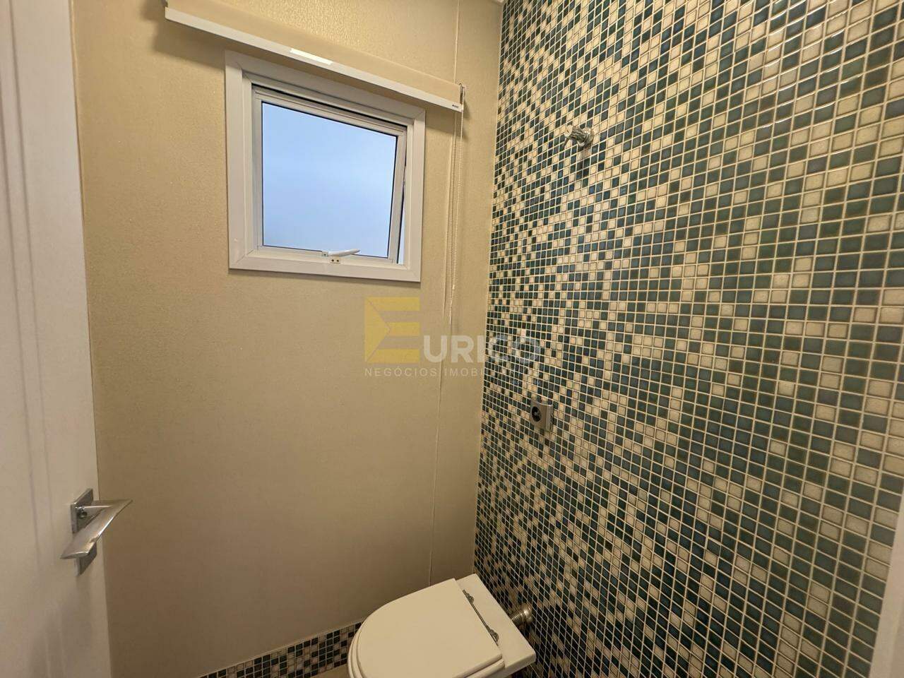 Casa em condomínio à venda no Condomínio Bosque dos Cambarás em Valinhos/SP:
