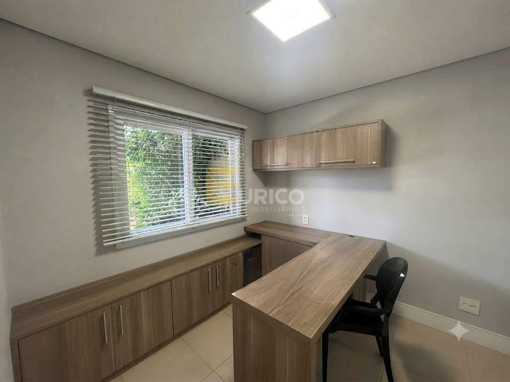 Casa em condomínio à venda no Condomínio Bosque dos Cambarás em Valinhos/SP: